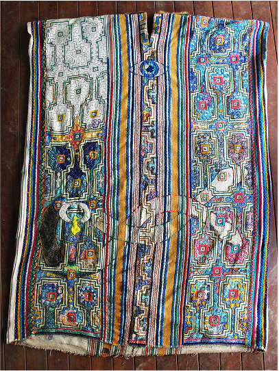 The Front of the Kushima, total length of the robe is around 1.6 metres.