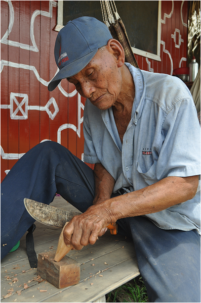The delicate process of hand carving a shamanic tobacco pipe , we call tobacco "mapacho".